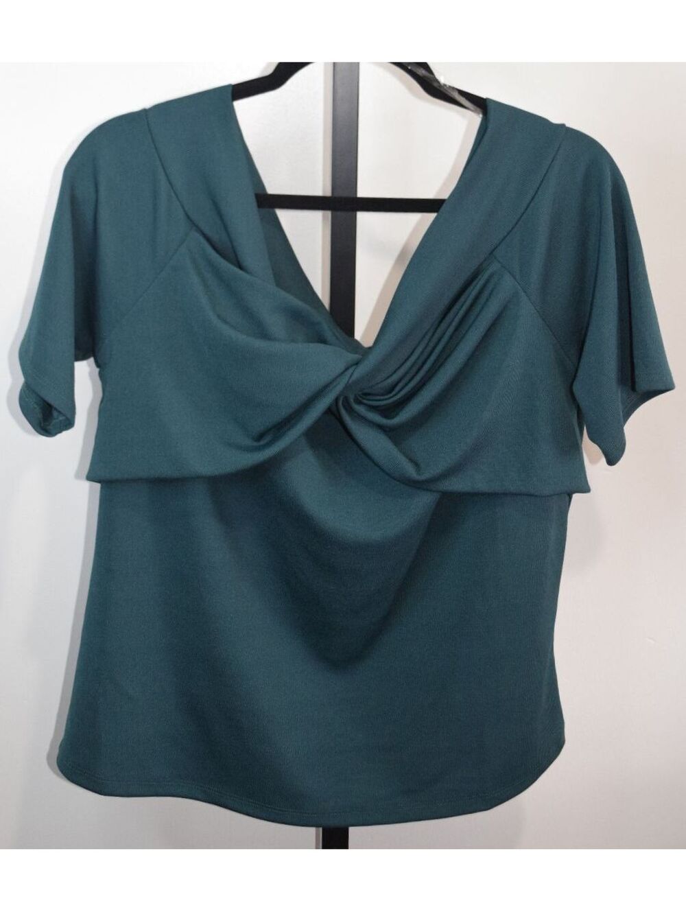 Haute Fox Women's Twist Front Short Sleeve Top 3X Teal Green